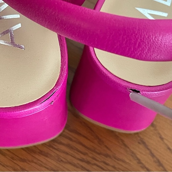 Antonio Melani Natessa Puff Strap Block Heel Sandal Magenta Size 6.5 - Picture 16 of 16
